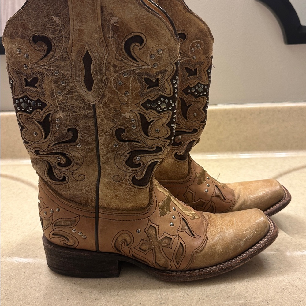 Brown Embroidered Heeled Boots